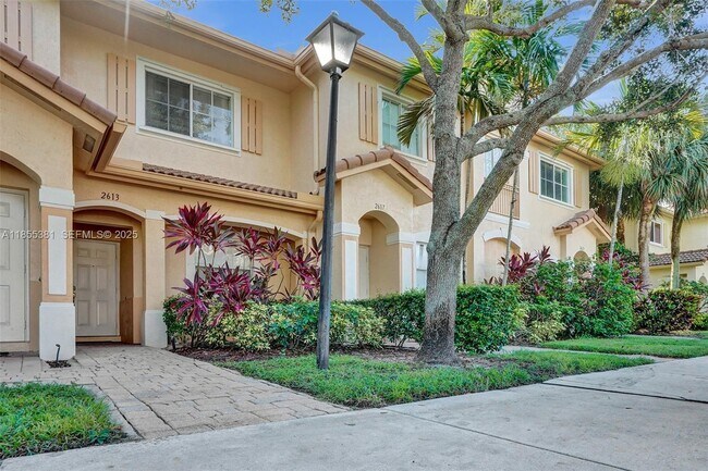 Foto del edificio - 2613 SW 83rd Terrace