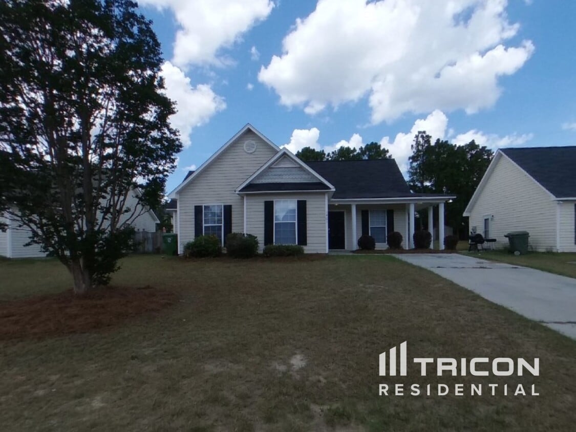 Primary Photo - 1401 May Oak Cir