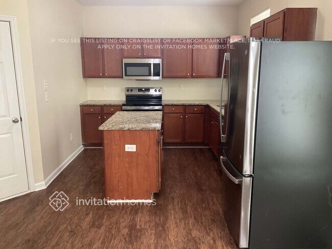 Foto del edificio - 3447 Rosebud Park Dr