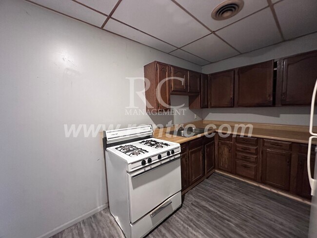 Building Photo - 425-3B Vermilion-N