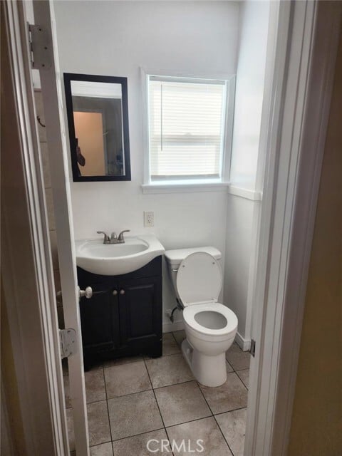 Building Photo - 44611 Date Ave