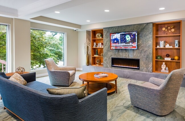 1443 Beacon - Sala Comunitaria - CHR Coolidge Corner Communities