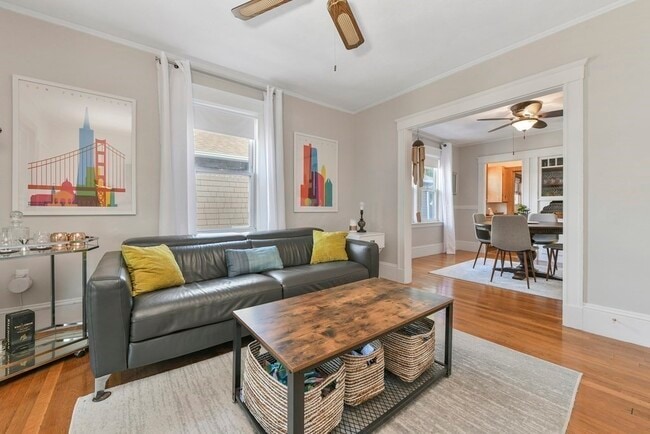 Building Photo - 38 Thingvalla Ave