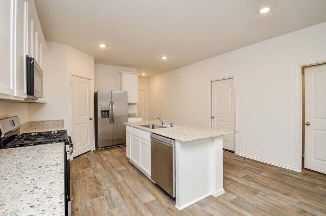 Foto del edificio - 3806 Axyl Run Ct