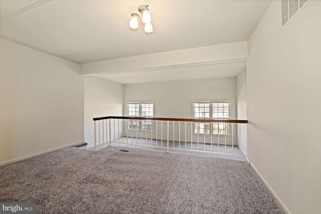 Foto del edificio - 11950 Bargate Ct