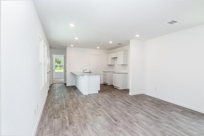 Building Photo - 12066 William Trails Cir