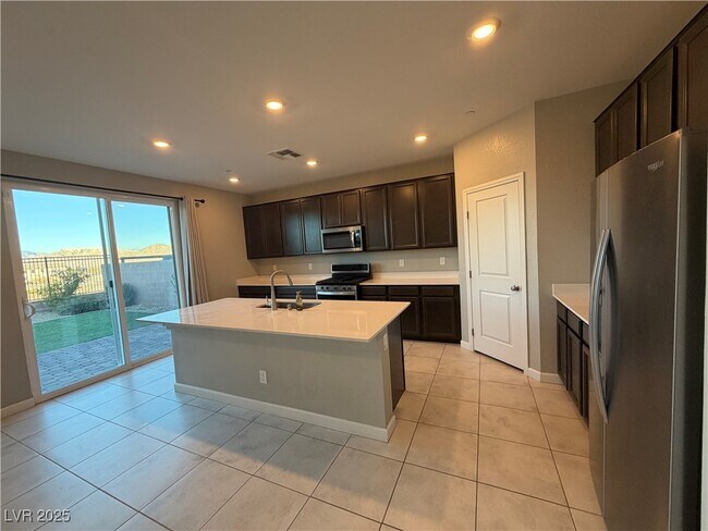 Building Photo - 2617 Gallarate Dr