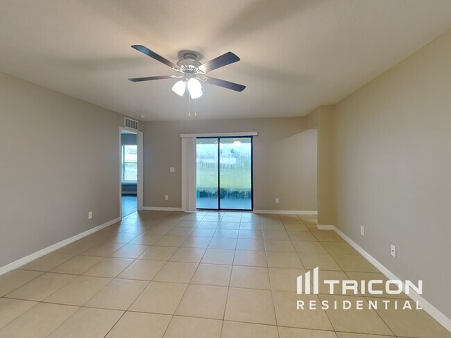 Foto del edificio - 1471 Swan Lake Circle Dundee FL