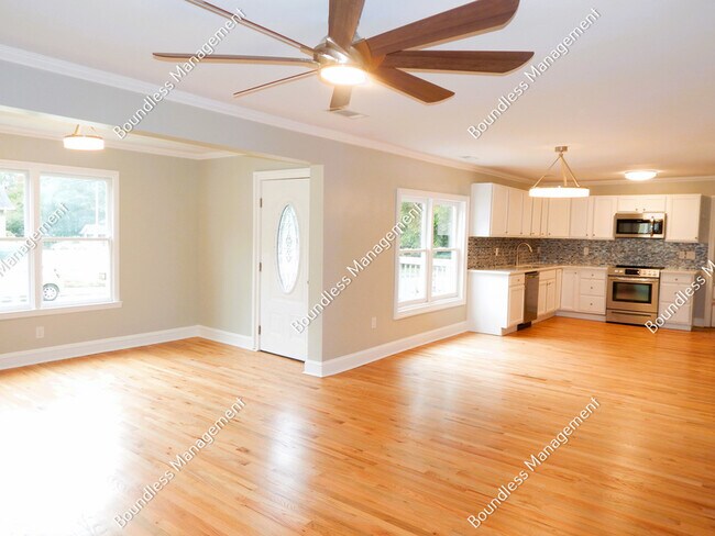 Photo - 1457 St Francis Ave House