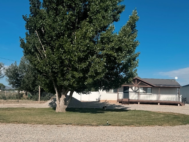 Building Photo - 5749 N 2300 W
