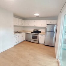 Building Photo - 1476 Lancelot Dr