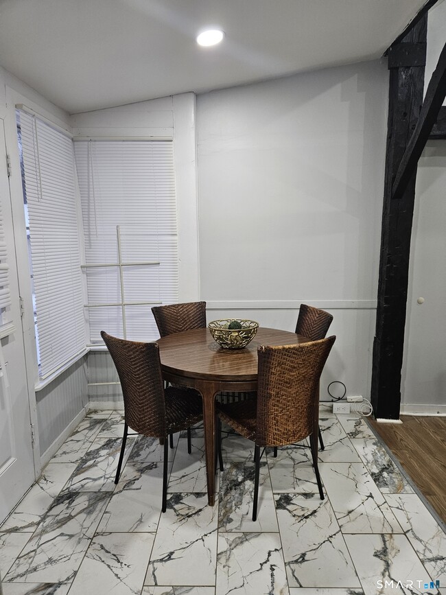 Foto del edificio - 901 Baldwin Rd