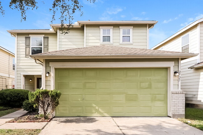Building Photo - 2727 Skyview Grove Ct