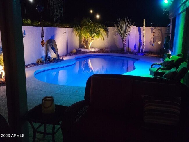 Foto del edificio - 15512 N 174th Ln