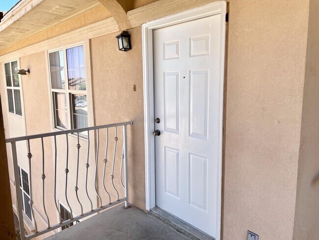 Building Photo - 413 Shiloh Dr