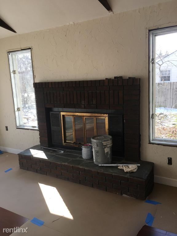 Building Photo - 3 br, 1.5 bath House - 7301 Brecksville Rd