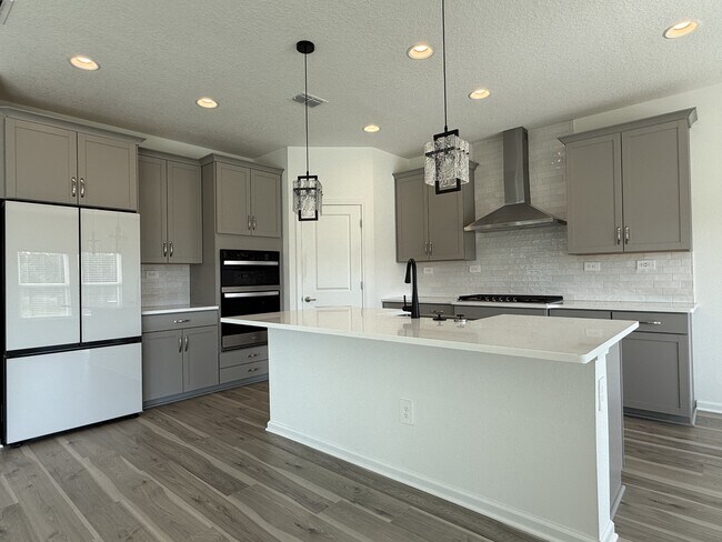 Foto del edificio - 104 Charmer Trce