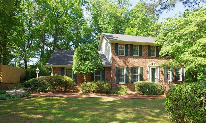 Foto principal - 5068 Vernon Oaks Dr
