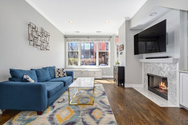Foto del edificio - 925 N Howe St