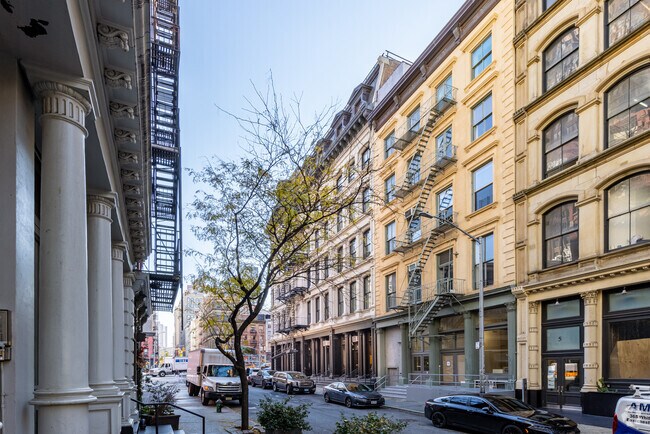 Foto del edificio - 13-19 White St