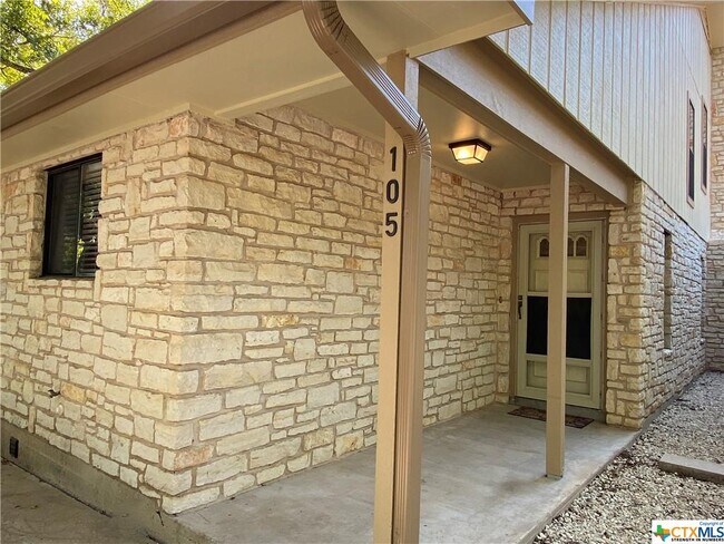 Building Photo - 105 Blanco St