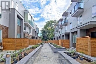 Building Photo - 25 Dervock Crescent