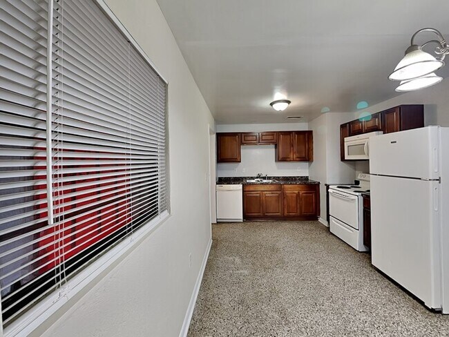 Foto del edificio - 4369 Royal Ivey Gardens Ct