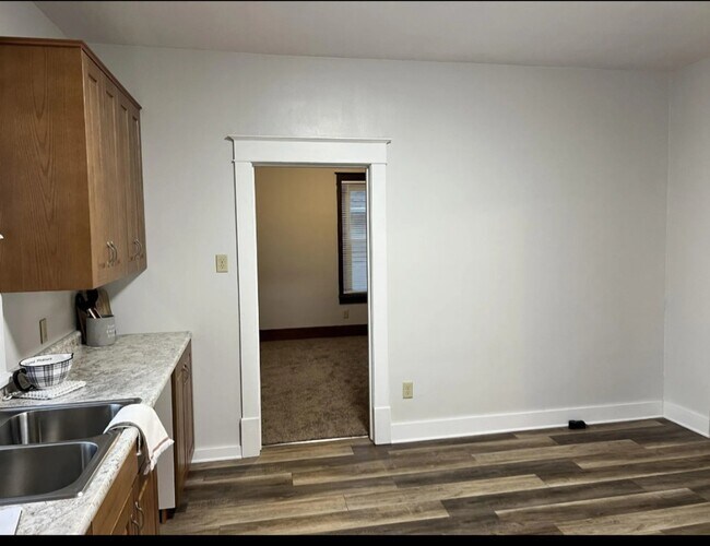 Foto del edificio - 812 Logan St