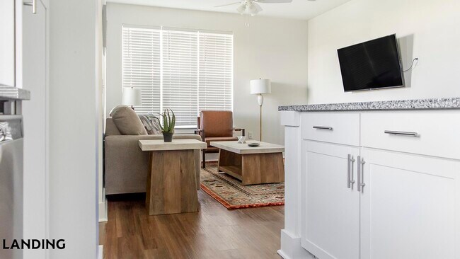 Foto del edificio - 901 Kelly Green Ln