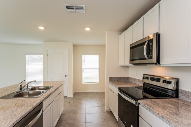 Building Photo - 2921 Great Abaco Way