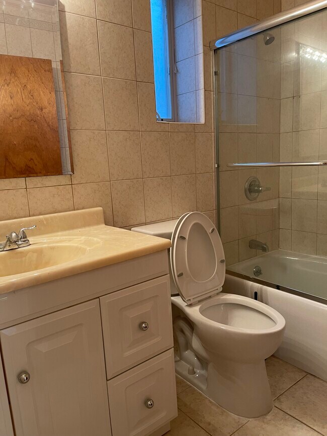 Bathroom - 2445 W 3rd St