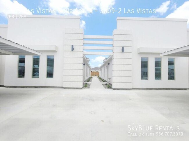 Foto del edificio - 3809 Las Vistas Ln