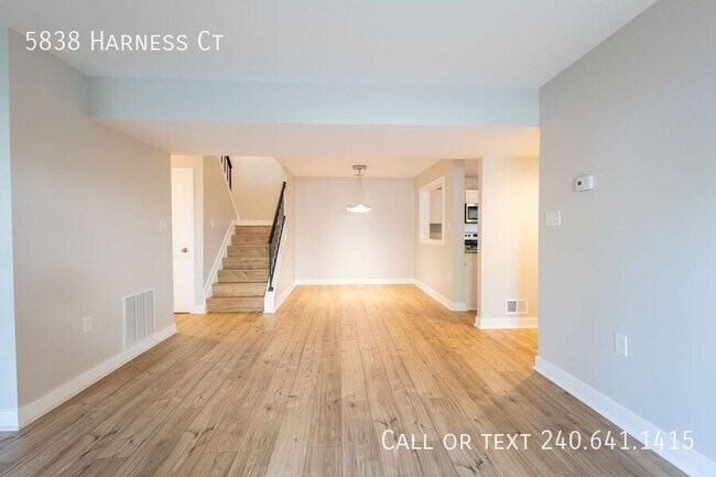 Foto del edificio - 5838 Harness Ct