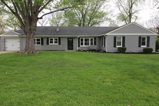 Building Photo - 318 Northcrest Dr