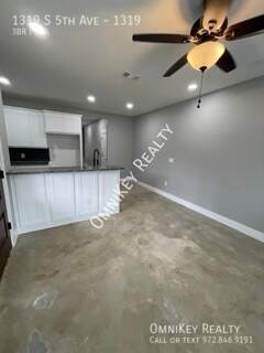 Foto del edificio - 1319 S 5th Ave