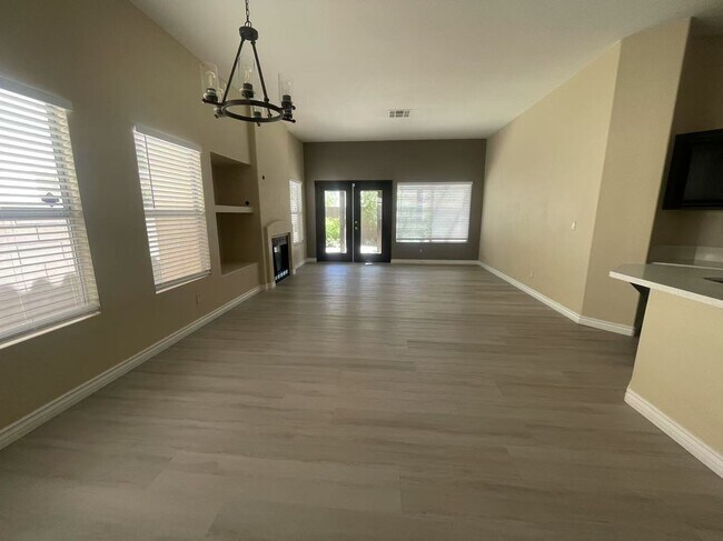 Foto del edificio - Beautiful one level home