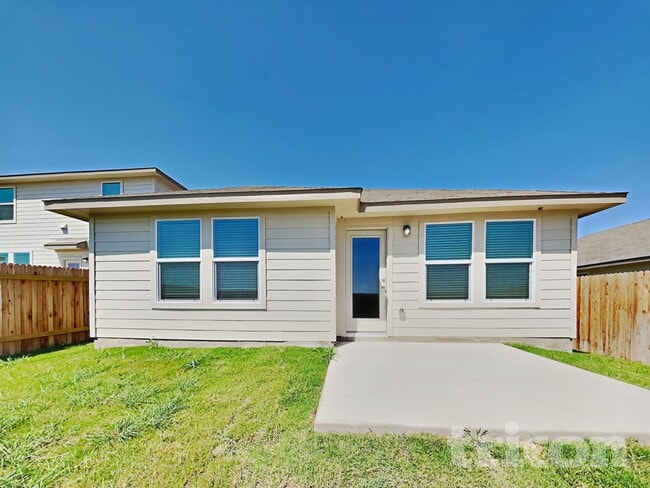 Building Photo - 5105 Sidesaddle Dr