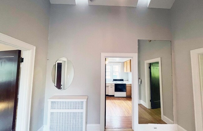 Foto del edificio - 3015 Clifton Ave