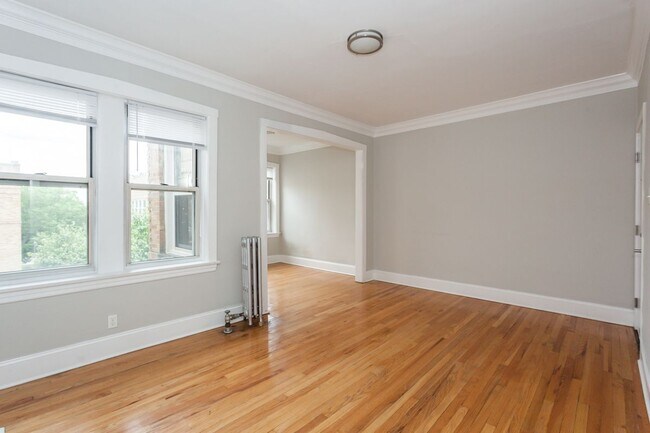 Foto del edificio - 1836 N Humboldt Blvd