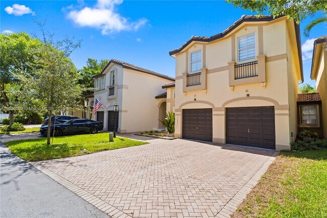 Foto del edificio - 11032 NW 48th Ln
