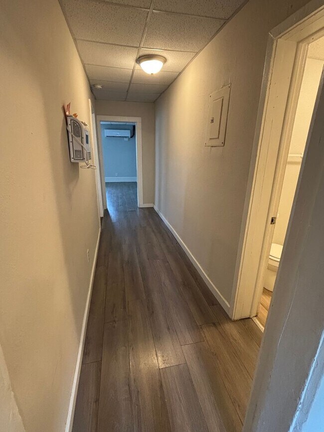 Foto del edificio - 1023/1025 N Campbell Ave