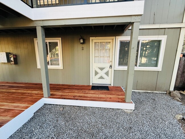 Foto del edificio - 2 bed 1 bath unit for rent