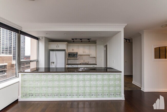 Foto del edificio - Gorgeous High-Rise Penthouse | One Bed, On...