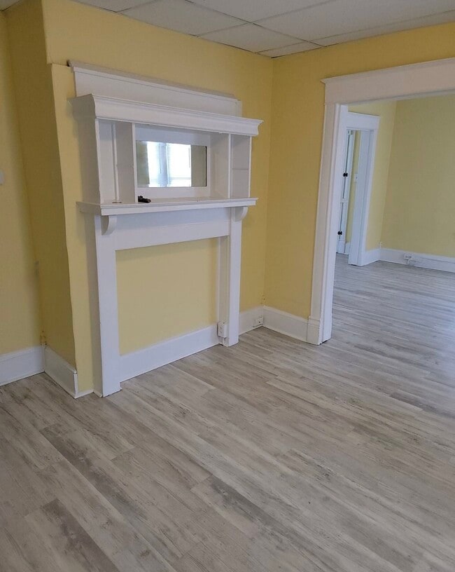 Foto del edificio - 319 E Vine St