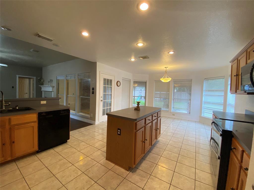 Primary Photo - 6203 Sandy Valley Dr