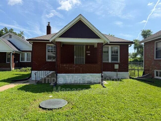 Building Photo - 8530 Lowell St