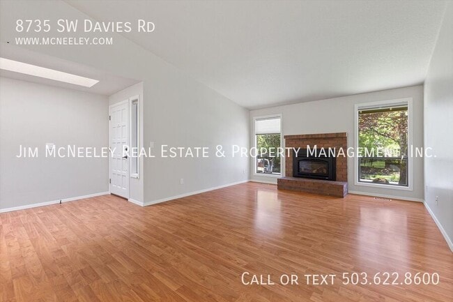 Building Photo - 8735 SW Davies Rd