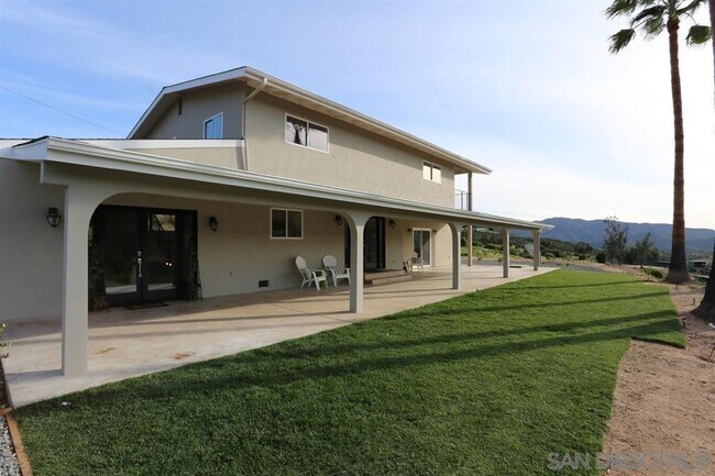 Foto del edificio - 5982 Stallion Oaks Rd