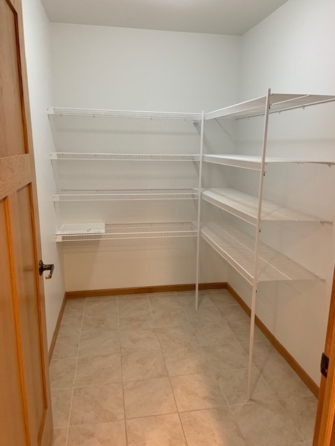 Building Photo - 3636 Calvert Rd