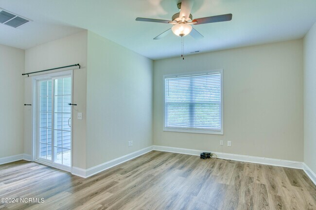 Foto del edificio - 329 S Stingray Ln